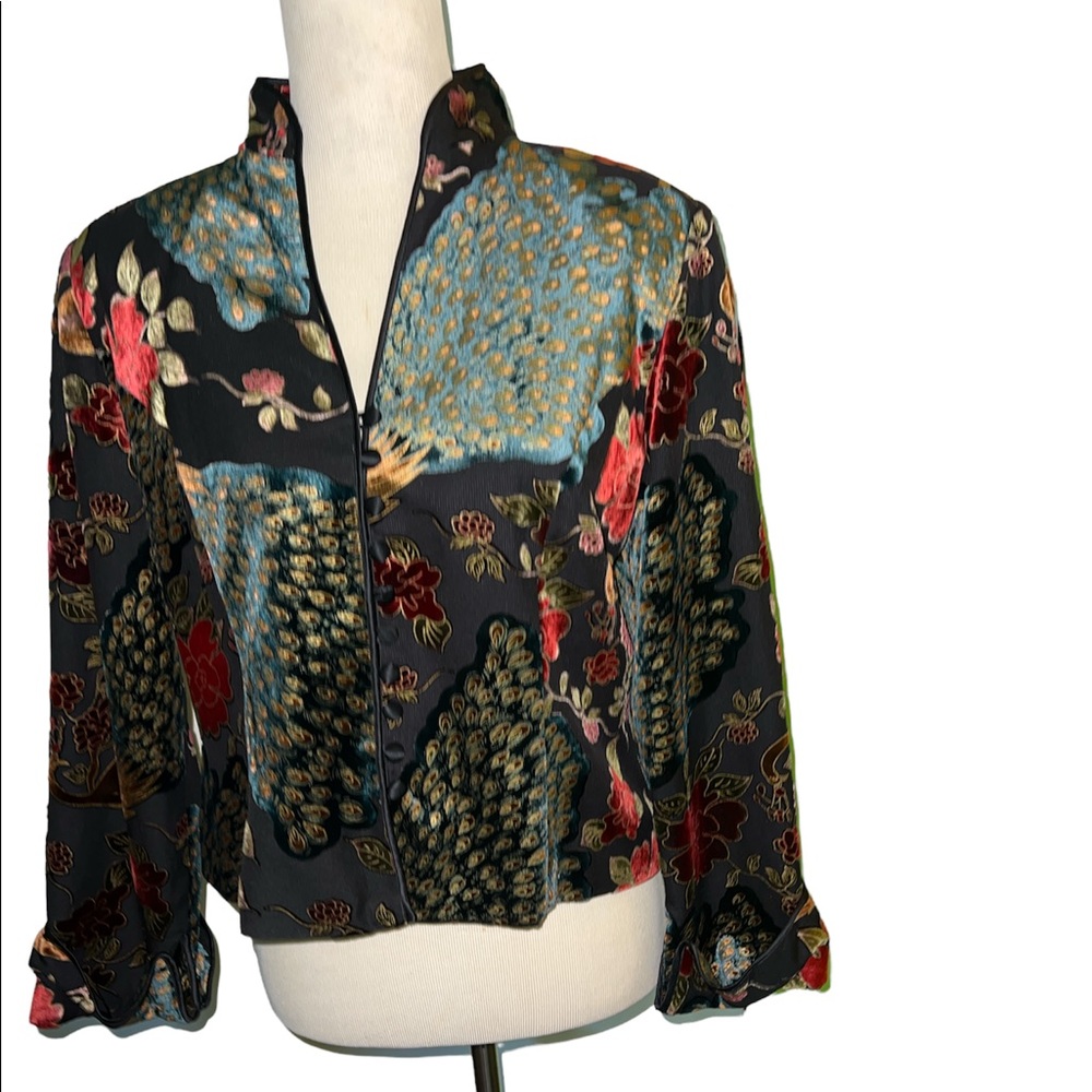 Js Collections Flowered Top - image 1